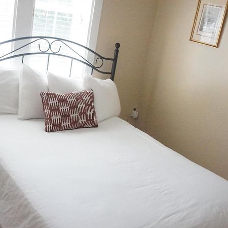 The Frogtown Inn Canadensis Dış mekan fotoğraf