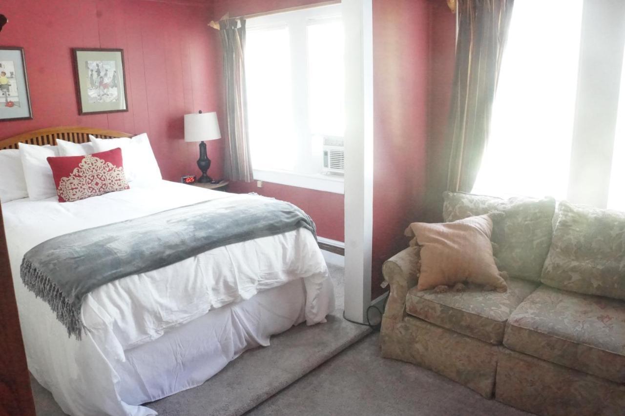 The Frogtown Inn Canadensis Dış mekan fotoğraf
