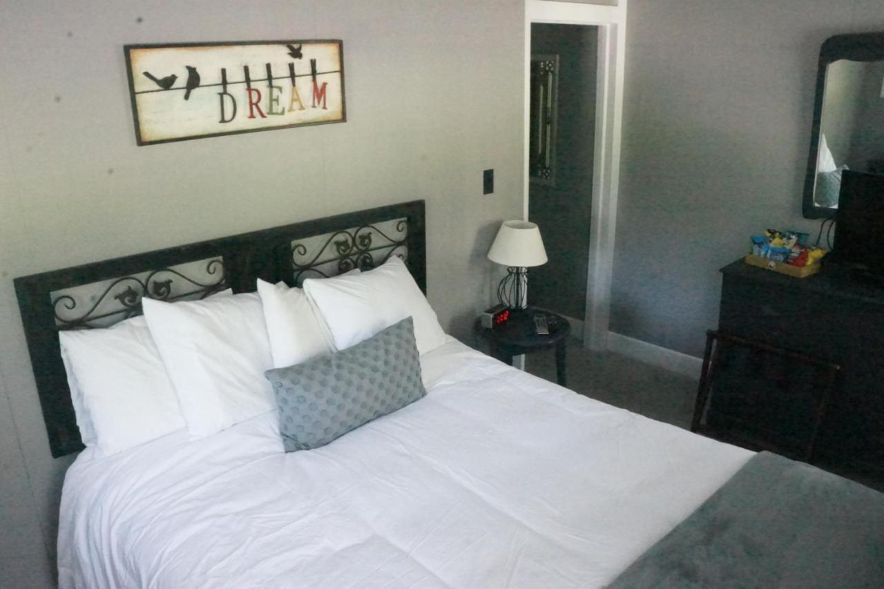 The Frogtown Inn Canadensis Dış mekan fotoğraf